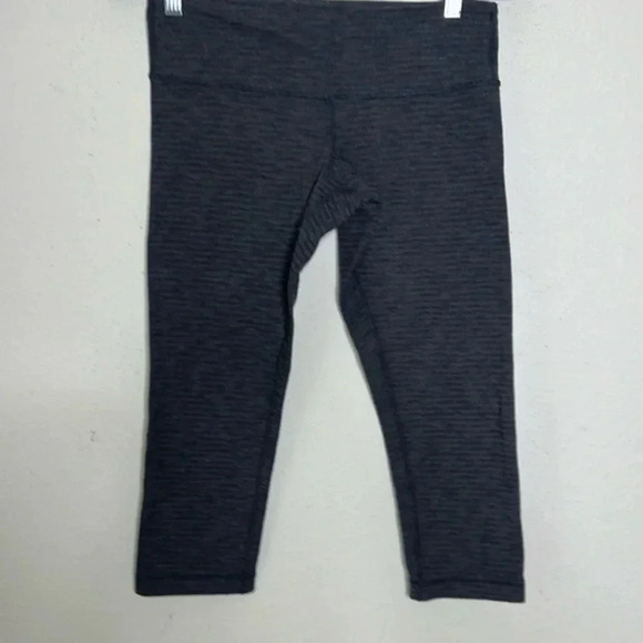 lululemon athletica Cropped Striped Wunder Under Tonka Capri Leggings size 6 - Picture 1 of 4